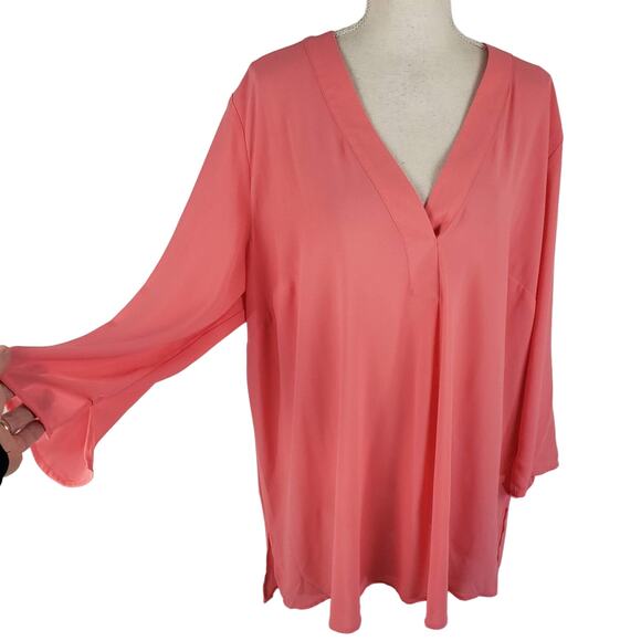 Eloquii Tops - NWT Eloquii Flowy Sheer Deep V-Neck Long Sleeve Rounded Shirttail Hem Top 20